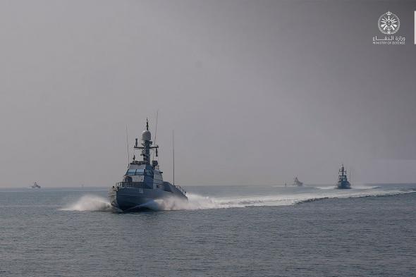 تنفيذ مناورات تمرين «الموج الأحمر 8» في قاعدة الملك فيصل البحرية 