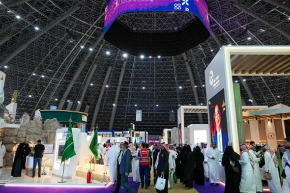 إقبال كبير من الزوار على فعاليات النسخة الخامسة لمؤتمر ومعرض الحج