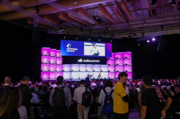 رواد الأعمال السعوديون يبدؤون مشاركتهم في "قمة الويب" ضمن وفد "منشآت"