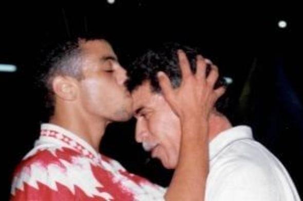 14 صورة نادرة توثق مسيرة الراحل محمد صبري مع الزمالك وعلاقته بأبنائه