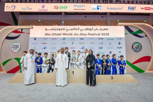 إثارة وحماس في بطولة أبوظبي العالمية لمحترفي الجوجيتسو