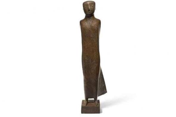 «نسمة» آدم حنين بـ101 ألف إسترليني