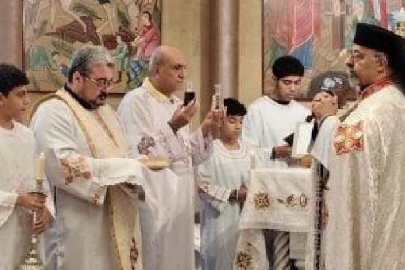 بطريرك الأقباط الكاثوليك يحتفل بعيد الملاك ميخائيل بكنيسته بحدائق القبة
