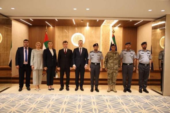 وفد مقدوني يطلع على تجارب شرطة أبوظبي