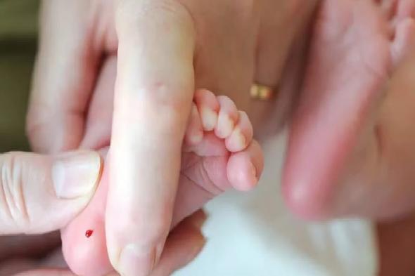 استشاري: الفحص المبكر لحديثي الولادة ينعكس على صحة الأطفال في سنواتهم الأولى