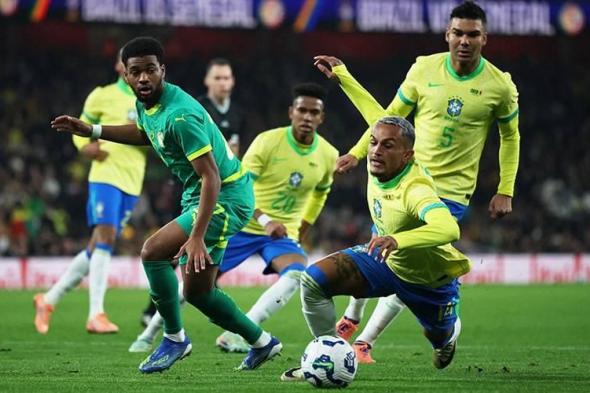 إستيفاو وكازيميرو يقودان البرازيل للفوز على السنغال