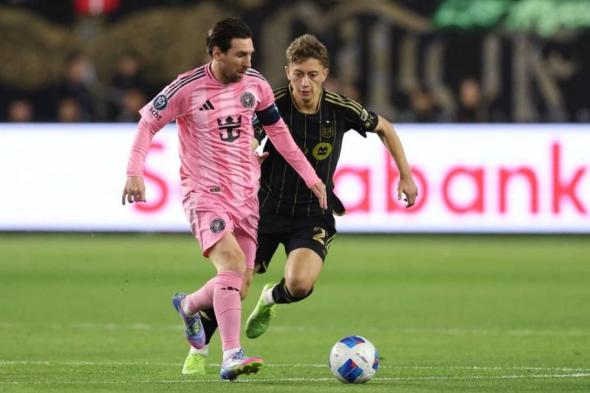 الدوري الأمريكي يغيّر انطلاقة موسمه ويلغي شطريه