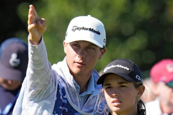 شقيق كورنيكوفا حامل عصي الغولف لحفيدة الرئيس ترامب