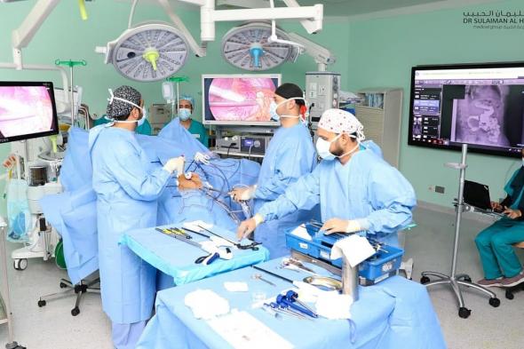 مستشفى الدكتور سليمان الحبيب بالخبر ينقذ حياة مراجعة بعملية تحويل مسار تصحيحية لـ"4" جراحات سمنة سابقة غير دقيقة