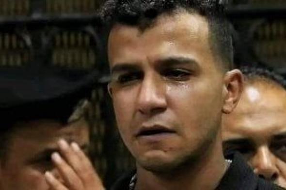 هل حضور عصام صاصا جلسة محاكمته وجوبى؟.. قانونى يجيب