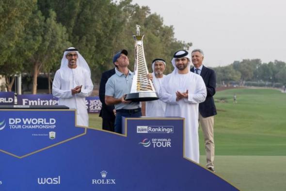 منصور بن محمد يتوج فيتزباتريك بلقب بطولة جولة دي بي ورلد