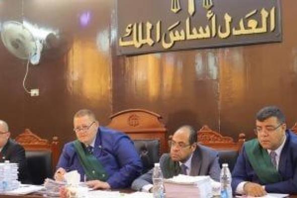 المشدد 10 سنوات لشخصين بتهمة سرقة طالبين تحت تهديد السلاح فى قنا