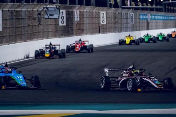 منافسات قوية في ختام الجولة الرابعة من بطولة أرامكو السعودية "للفورمولا - 4"