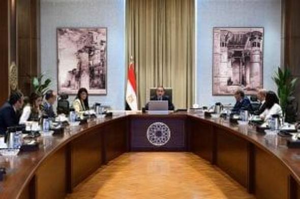 رئيس الوزراء يلتقي أعضاء اللجنة الاستشارية للاقتصاد الرقمى وريادة الأعمال