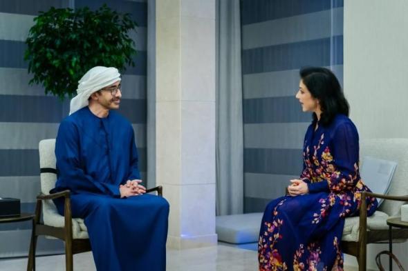 عبدالله بن زايد يبحث مع وزيرة الاقتصاد والطاقة الألمانية التعاون