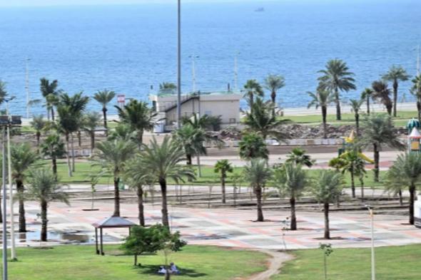 أجواء جازان المعتدلة وشواطئها الخلّابة تجذبان الزوار والأهالي