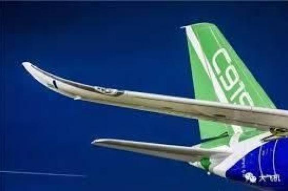 «كوماك C919» الصينية تظهر للعالم من «دبي للطيران»