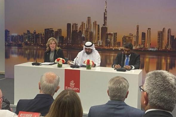 «الإمارات» تطلب 65 طائرة بوينغ 777X بـ 38 مليار دولار