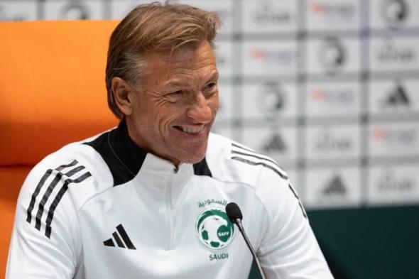 رينارد يعادل رقم الجوهر.. وسالم الدوسري يدخل نادي الـ100