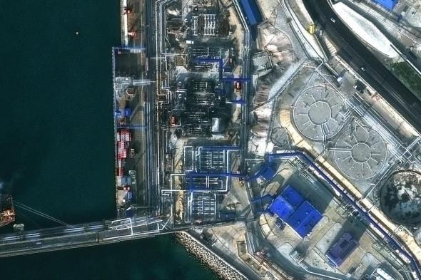 النفط دون 64 دولاراً في بداية تعاملات الأسبوع