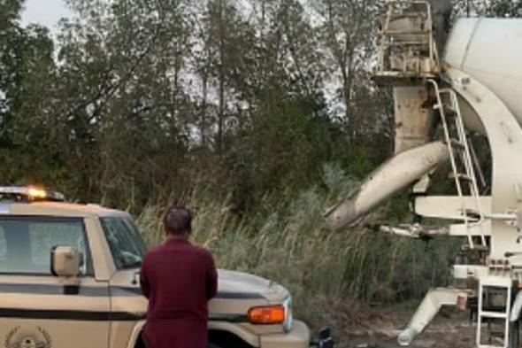 ضبط مخالف نيبالي لتلويثه البيئة بتفريغ مواد خرسانية في المنطقة الشرقية