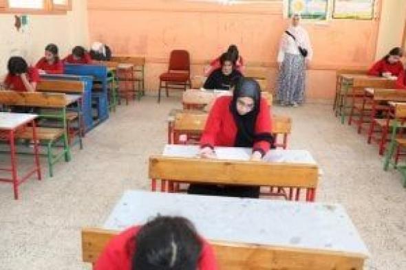 ضوابط الورقة الامتحانية بمادة اللغة الإنجليزية للشهادة الإعدادية 2026