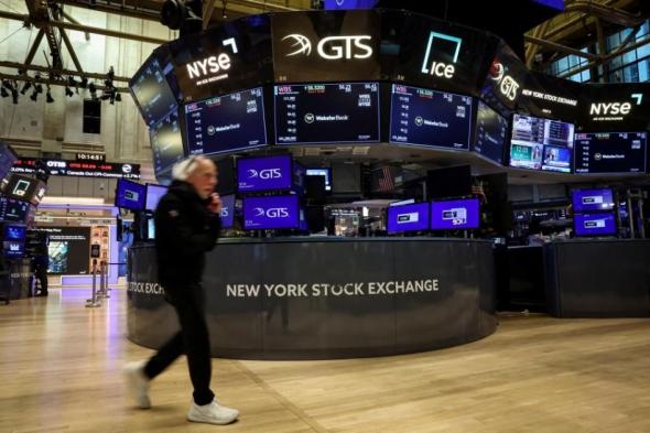 وول ستريت بأي اتجاه.. فقاعة ذكاء اصطناعي أم رالي نهاية العام؟