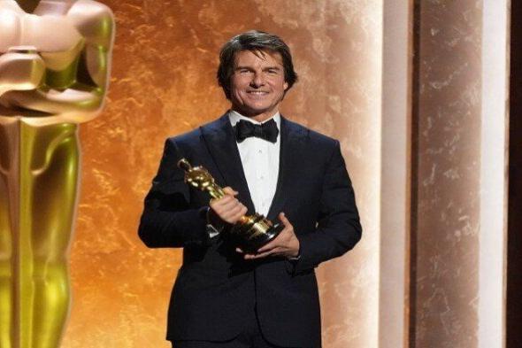 توم كروز يحقق أول أوسكار في مسيرته الفنية ويقدم تعليقًا مؤثرًا في الحفل