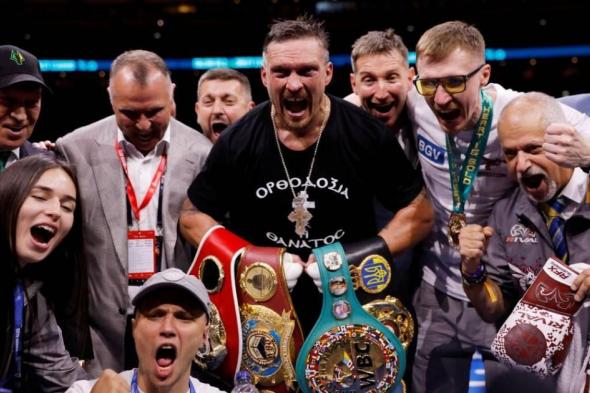 تجريد أوسيك من لقب العالم للملاكمة بعد رفض نزال