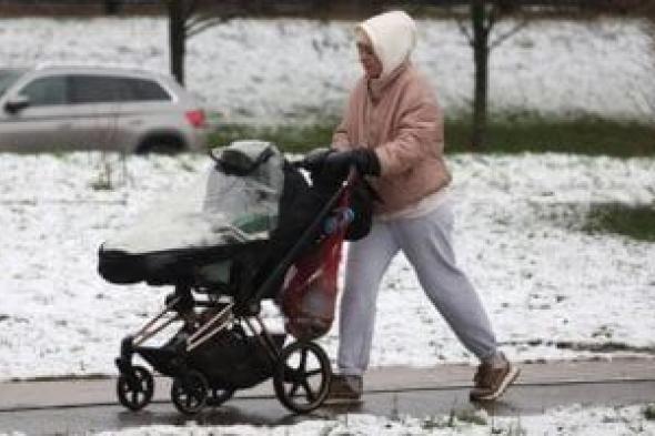 ثلوج كثيفة تغطى شوارع العاصمة الروسية موسكو