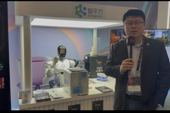 "من
    روبوتات
    البناء
    إلى
    صانعة
    القهوة..
    تقنيات
    ذكية
    تبهر
    زوّار
    معرض
    التحول
    الصناعي
    2025
    بالرياض"