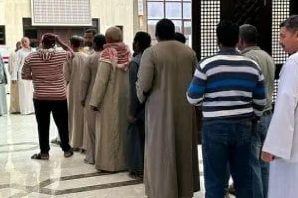 استمرار
توافد
المصريون
بالرياض
على
لجان
الاقتراع
بثانى
أيام
إعادة
انتخابات
النواب..
صور