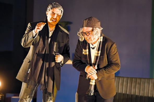 «ليلة مقتل تشيخوف».. نص يكتب نفسه على الخشبة