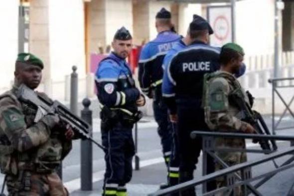 فرنسا تعتقل شخصين بتهمة التخطيط لشن هجوم إرهابي والانتماء لداعش