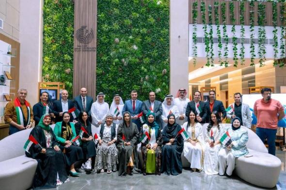 «حديث
      الاتحاد»
      يضيء
      على
      إنجازات
      54
      عاماً