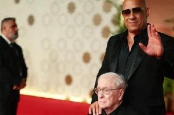 3
لقطات
لا
تفوتك
فى
افتتاح
مهرجان
البحر
الأحمر
السينمائي