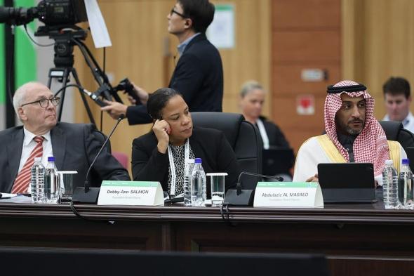 عبدالعزيز
    المسعد
    والشباب
    يشارك
    المؤتمر
    العالمي
    السادس
    لمكافحة
    المنشطات
    في
    الرياضة