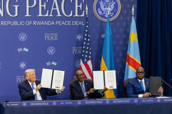 شخبوط بن نهيان يترأس وفد الإمارات إلى اجتماع واشنطن لتوقيع اتفاق السلام بين الكونغو الديمقراطية ورواندا