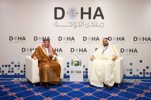 الخريجي
يبحث
تعزيز
العلاقات
مع
وزير
الدولة
بـ"خارجية
قطر"