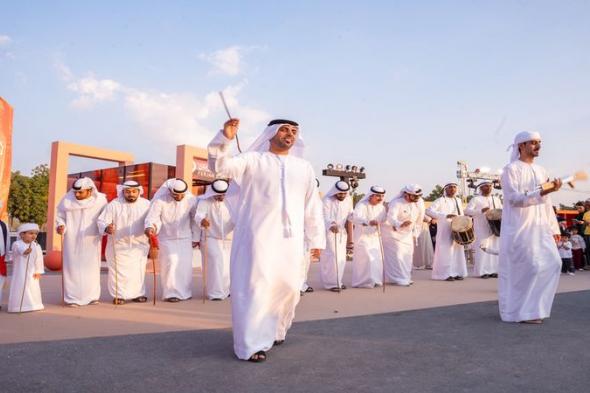 احتفالات عيد الاتحاد.. لوحات مجتمعية تجسد الانتماء وحب الإمارات