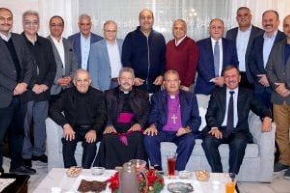 رئيس
الطائفة
الإنجيلية
بمصر
يبدأ
جولته
في
الأردن
ويشارك
في
سيمينار