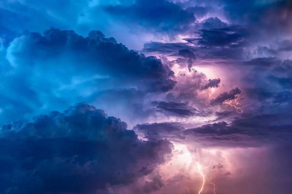 حالة
    تستمر
    حتى
    الساعة
    الثامنة
    مساءً.."الأرصاد":
    أمطار
    ورياح
    شديدة
    السرعة
    على
    حائل