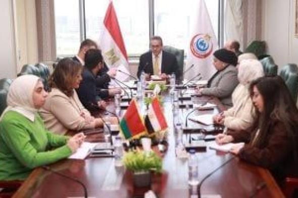 وزير
الصحة
يبحث
مع
سفير
بيلاروسيا
اعتماد
المنتجات
المصرية
بالسوق
البيلاروسية