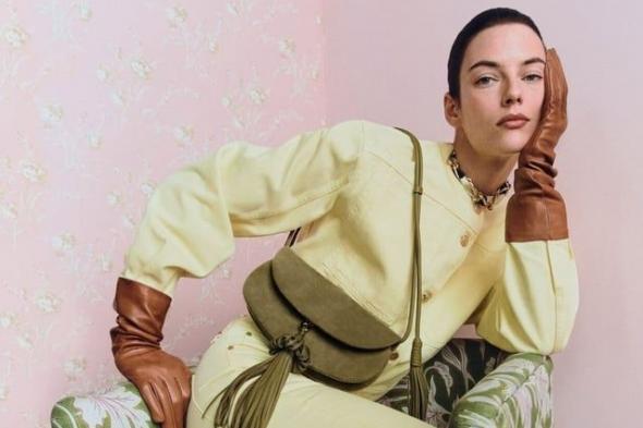 مجموعة Ulla Johnson لما قبل خريف 2026: توازن بين الحرفية والحداثة بأنوثة متعددة الأبعاد