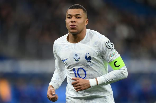 محكمة فرنسية تأمر سان جيرمان بدفع 60 مليون يورو إلى مبابي