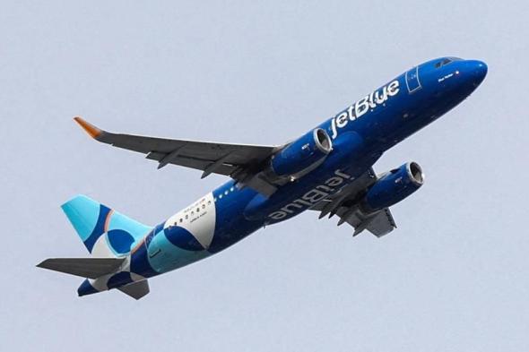 رحلة
لخطوط
جيت
بلو
كادت
تصطدم
بطائرة
عسكرية
أمريكية