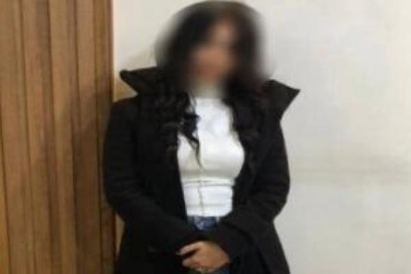 القبض
على
سيدة
توزع
أموالا
بمحيط
لجان
الباجور