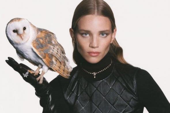 مجوهرات Chanel تُضيء موسم أعياد 2025 بسحرٍ لا يزول