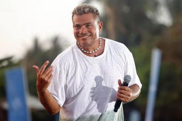 عمرو دياب يتصدّر قائمة أكثر فناني المنطقة استماعاً عالمياً في 2025