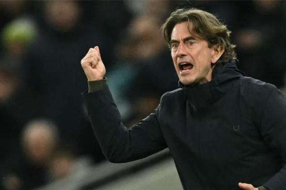 مدرب
      توتنهام
      يهاجم
      التحكيم:
      هدف
      ليفربول
      الثاني
      خطأ
      فادح..
      والفار
      فشل
      في
      مهمته